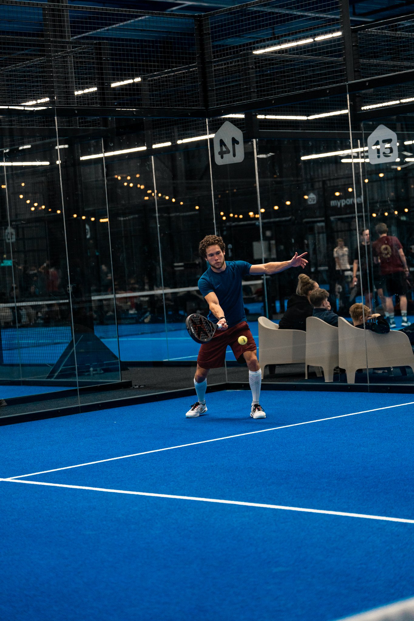 low return in padel match
